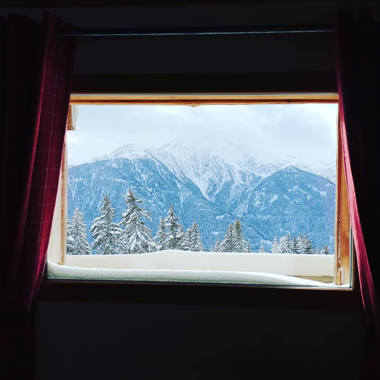 #happynewyear #mountainnewyear #lessaisieslegrandbreak