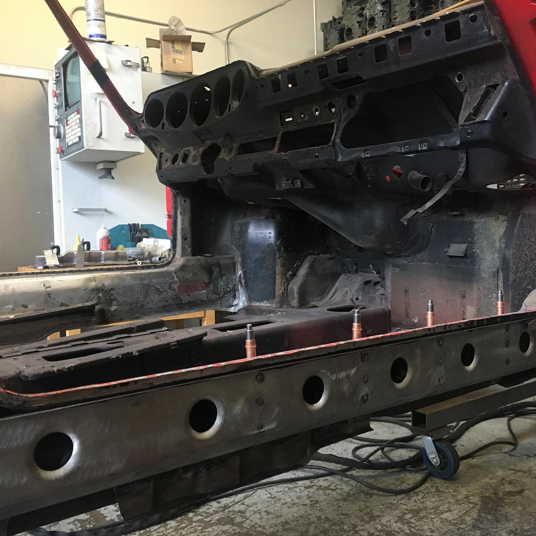 Longitudinal reinforcement continues #porsche911 #burnhamperformance