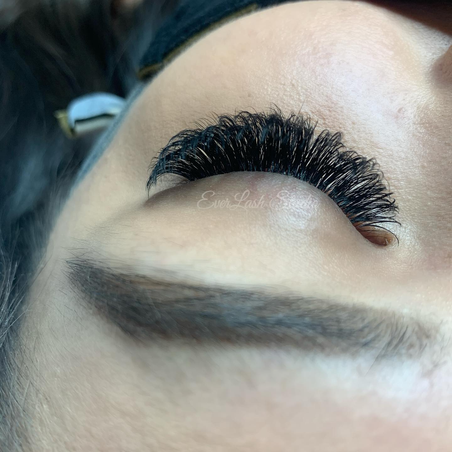 Mega volume 2 week fill... 😛
#happyweekend #lashlove .
.
.
.
#lashextensions #megavolumelashes #lash #lashes #lashesonfleek #lashboss #lashartist #esthetician #estheticianlife #browsandlashes #skincare #skin #scottsdale #arizona #nomakeup #beautiful #prettylashes #classiclashes #hybridlashes #customlashes #liraclinical #gilbertaz