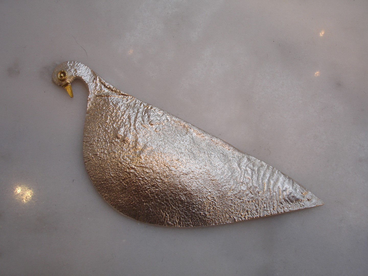 bird | silver
camara.nafplio.greece
#camaraworkshop.com
#nafplio #jewelry #handmade
#silvergold #designjewelry
#handmadejewelry #art #greece