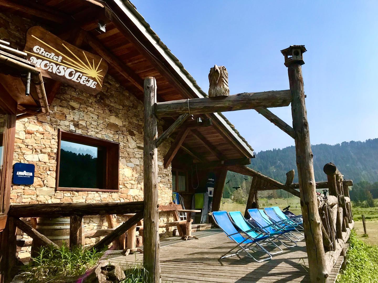 🌻 Benvenuto Luglio 🌻
Da oggi siamo aperti tutti i giorni a pranzo e a cena su prenotazione!
⛰☀️🏓🛝🏐🍀💚
#chaletmonsoleil #claviere #estate #summer #mountain #italianfood #foodie #foodlover #simplepleasures #turismovialattea #alps #italy #skiresort #italy #alps #viaspettiamo