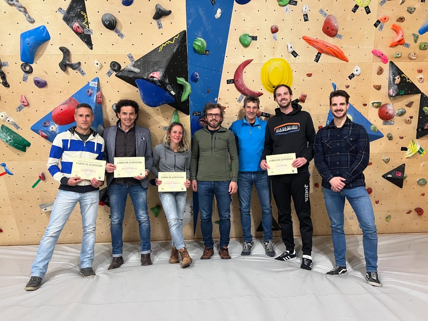 Consegna attestati Corso Alpinismo 2024 🤩👏🏼
Guida @davidespini_mountainguide