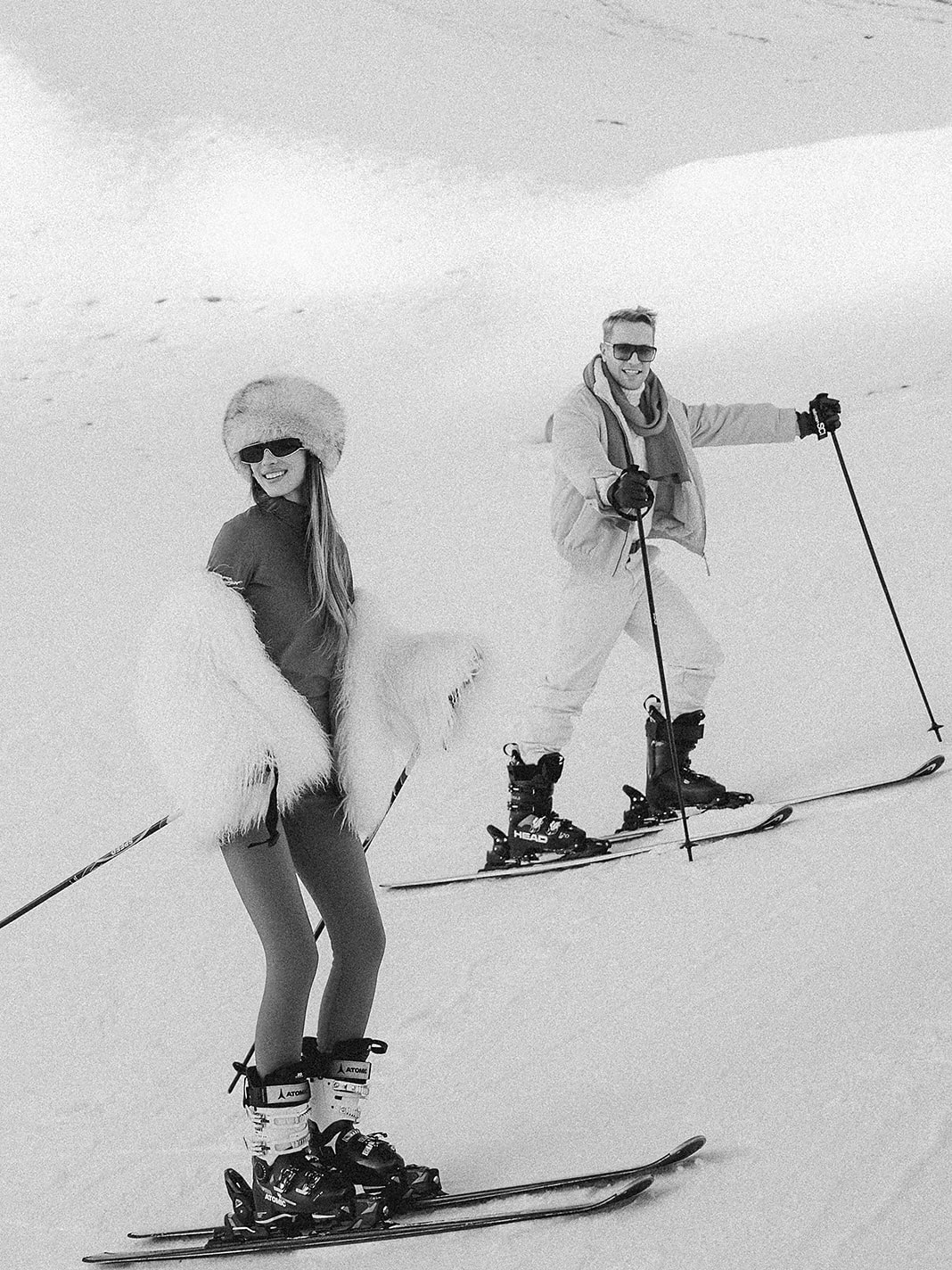 Off to the mountains for a fashion forward yet fun engagement session on the slopes of St. Moritz
A place that’s been calling for a while - finally turned into a shoot 🤍
Vintage Versace earrings from @frida_thebrand an amazing store that @littlemissfrenchfries and @troubelle recommended to me located in both St. Moritz and Lugano