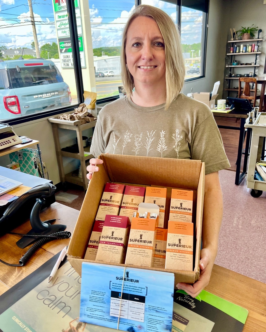 We're having a very #ThankfulThursday! We are so filled with gratitude over the support behind the Amazing Race.
Thank you so much to Plum Natural Wellness for donating electrolyte packets for the hydration stations!💦 They were the perfect pick-me-up for the racers throughout the 8 miles🚴💪 - and the volunteers loved them too!
@plumnaturalwellness