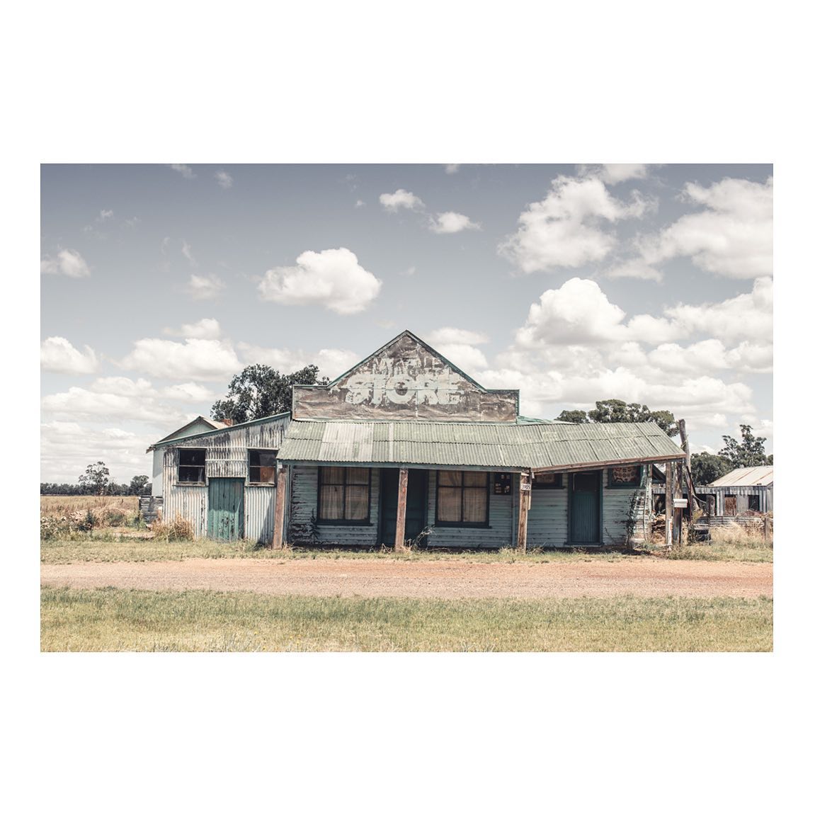‘The Store’
.
#australia #thestore #australiagram #outbackaustralia #outback #abandoned #australiangeographic #nsw #outbacknsw #seeaustralia #discoveraustralia #getoutstayout #nikon #landscape #landscapehunter #visitnsw #country @nikon_australia @travelaustralia @australia @visitnsw