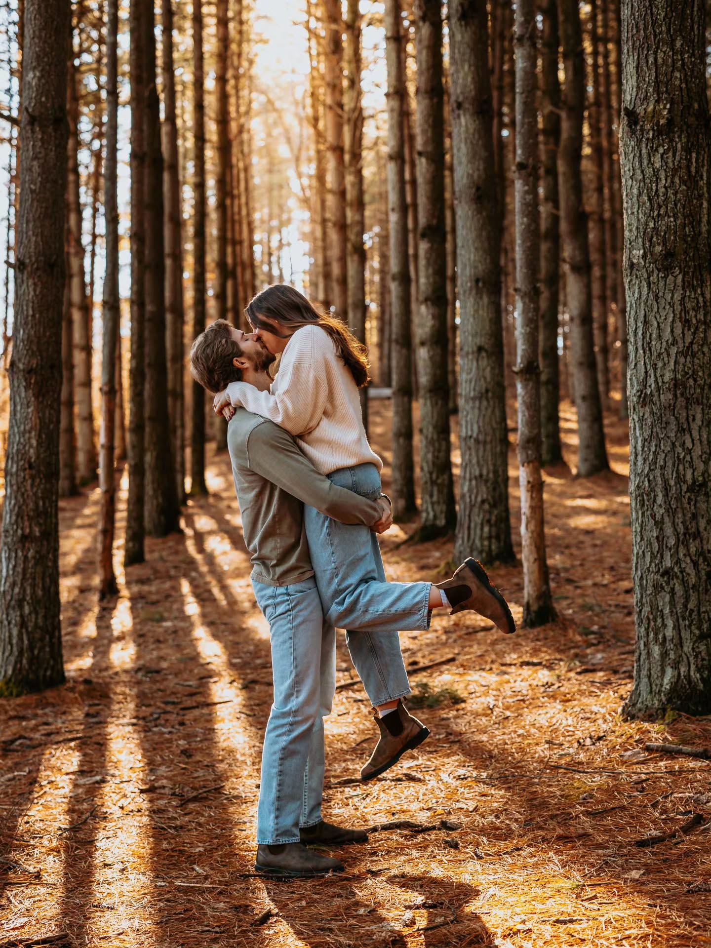 Soft light, earthy tones, and a whole lot of love! 🤎