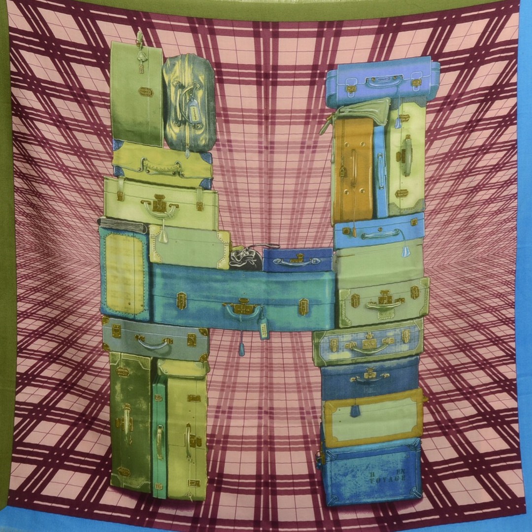 Hermes uses the company's H logo in many ways. One of their best designs comes from artist Anamorphee in 2009. Known as "H en Voyage", this piece shows the famous letter utilizing different Hermes luggage.
#designer #fashion #authentic #secondhand #secondhandfashion #scarves #scarf #hermes #cashmere #silk #travel #luggage #multicolor