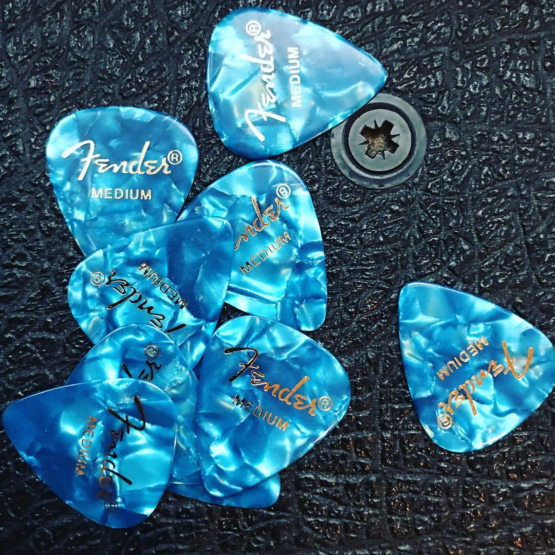 Guitar day #logicprox #equipo #musicproducer #fender #stratocaster #recordingstudio #rgxproductions