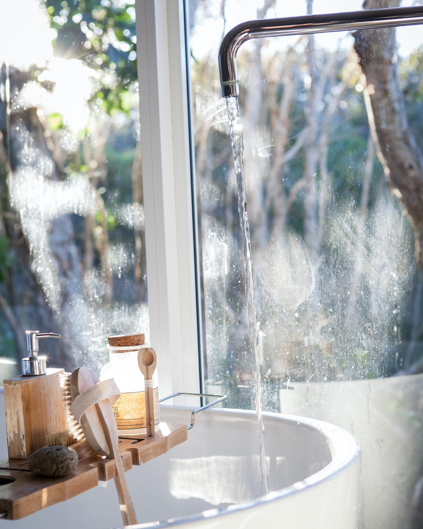 Buying and moving into a new home can be up there with the most stressful life events 🥵 but one of the most exciting parts is dreaming up the new spaces.
-
My wife was right onto it with Pinterest boards and as soon as we settled, we must have done 10 Bunnings trips in the first few days! 🤣
-
I’ll do my bit to take the stress out of the finance side of things, to help you focus on the fun side of things 👍