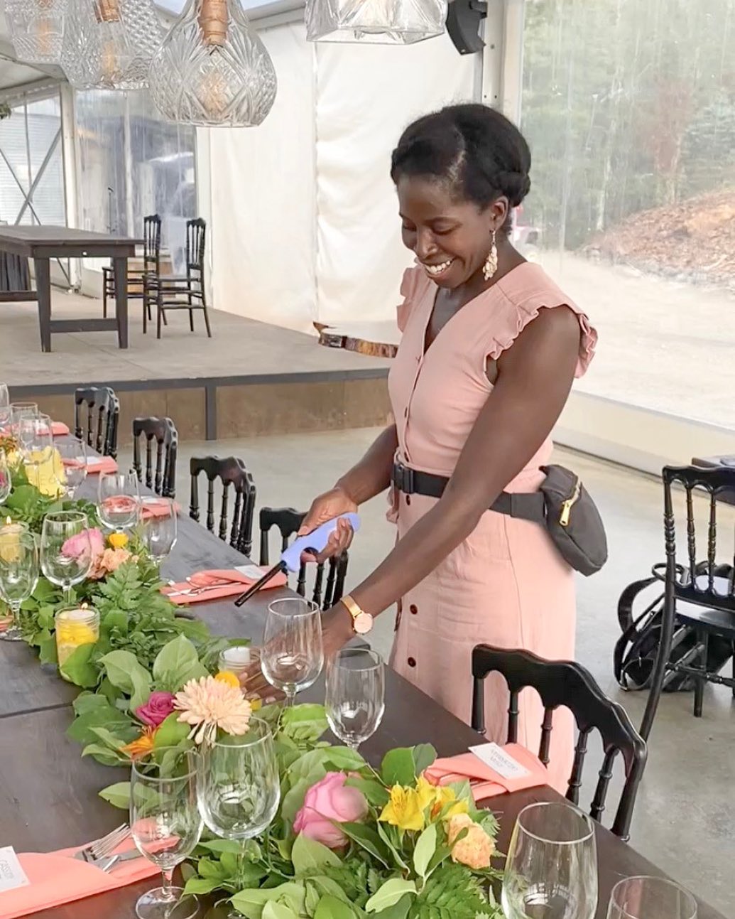 Hi it’s me! In action.
My official title for your wedding day is Wedding Day Coordinator but I’m also the unofficial candle lighter, dress bustler, wedding party herder, time keeper and overseer of all!
My final wedding of the 2021 season was in December and while we’re full into the planning and design mode for 2022, you’ll see me sharing about a few other events that I’m passionate about!