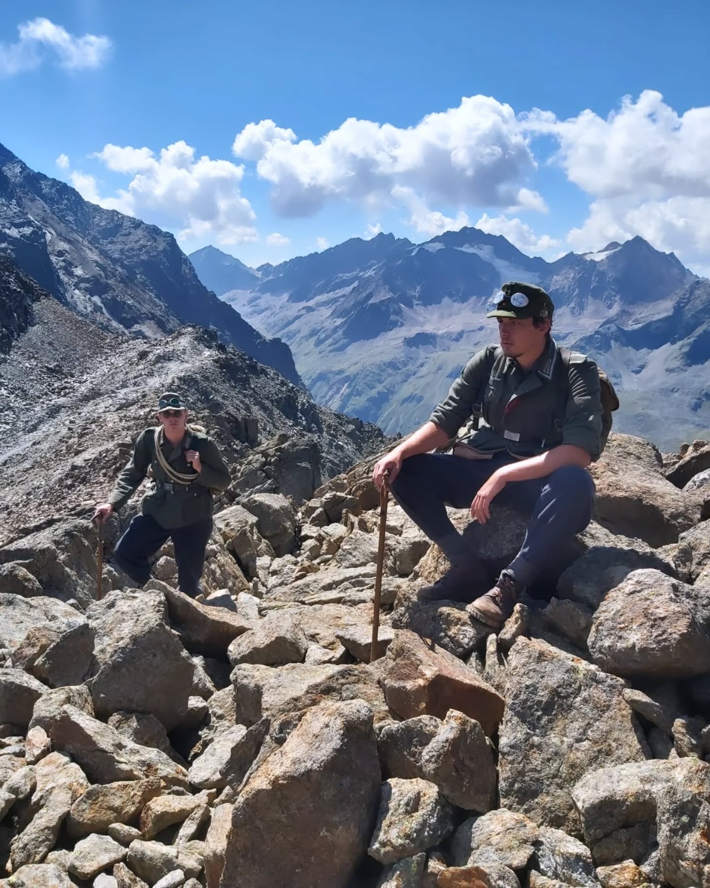 Oberjager Honegger and Oberschütze Müller taking a rest on their hike in Austria. Every once in a while our group goes to Germany or Austria, there we go on multiple hiking trips into the mountains. With our gbj backpacks filled and our pickel we climb up the mountain trails for hours!
➖➖➖➖➖➖
#krieg #reenactmentgear #ww2 #pioniere #drk #officer #germany #deutschland #austria #worldwar2 #heer #Funker #ww2reenactment #mountaintroops #gebirgsjäger #sanitäter #nonpolitical #edelweiss #gbj #gebirgsjager #reenactors #reenactment #german #soldier #sanitater #jager #ww2german #reenactor #panzeralarm
📸© @geb.jag.r.100
➖➖➖➖➖➖
🔎We are a Gebirgsjäger reenactment group stationed in the Netherlands. We mostly participate in events in Belgium, the Netherlands and Germany. If you are interested in joining our group, you can send us a message!
➖➖➖➖➖➖
© All copyright belong to their respective owners
➖➖➖➖➖➖
⚠️ This page is Non-political,
Any comment inciting hatred, discrimination or violence will be deleted
➖➖➖➖➖➖
✏ Comment and tag your friends!
➖➖➖➖➖➖
Check out my kameraden:
@gebirgs.sanitats.abtl.95
@helferinnen
@historicalwarfareinc
@the_dutch_historian
@die_gespenster
@edelweissgruppe