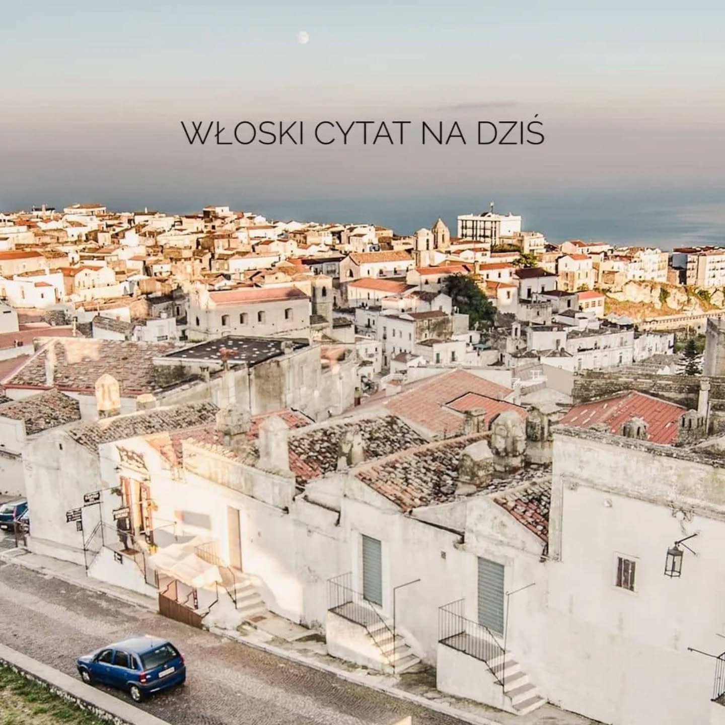 "Dopiero w samym środku zimy zrozumiałem, że tkwi we mnie niepokonane lato" (A.Camus). Uwielbiam ten cytat 🧡 Przypominam go sobie, gdy za oknem biało, lodowo wręcz, oczy już nie zawsze w zachwycie, a dusza na ramieniu za każdym razem, gdy podjeżdżam pod górkę 😁
______
W karuzeli znajdziesz cytat w pełnej wersji i z włoskim tłumaczeniem 🇮🇹 Daj znać, czy i u Ciebie cały czas jest biało, czy to norma, a może coś niespotykanego, jak śnieg w Monte Sant "Dopiero w samym środku zimy zrozumiałem, że tkwi we mnie niepokonane lato" (A.Camus). Uwielbiam ten cytat 🧡 Przypominam go sobie, gdy za oknem biało, lodowo wręcz, oczy już nie zawsze w zachwycie, a dusza na ramieniu za każdym razem, gdy podjeżdżam pod górkę 😁
______
W karuzeli znajdziesz cytat w pełnej wersji i z włoskim tłumaczeniem 🇮🇹 Daj znać, czy i u Ciebie cały czas jest biało, czy to norma, a może coś niespotykanego, jak śnieg w Monte Sant