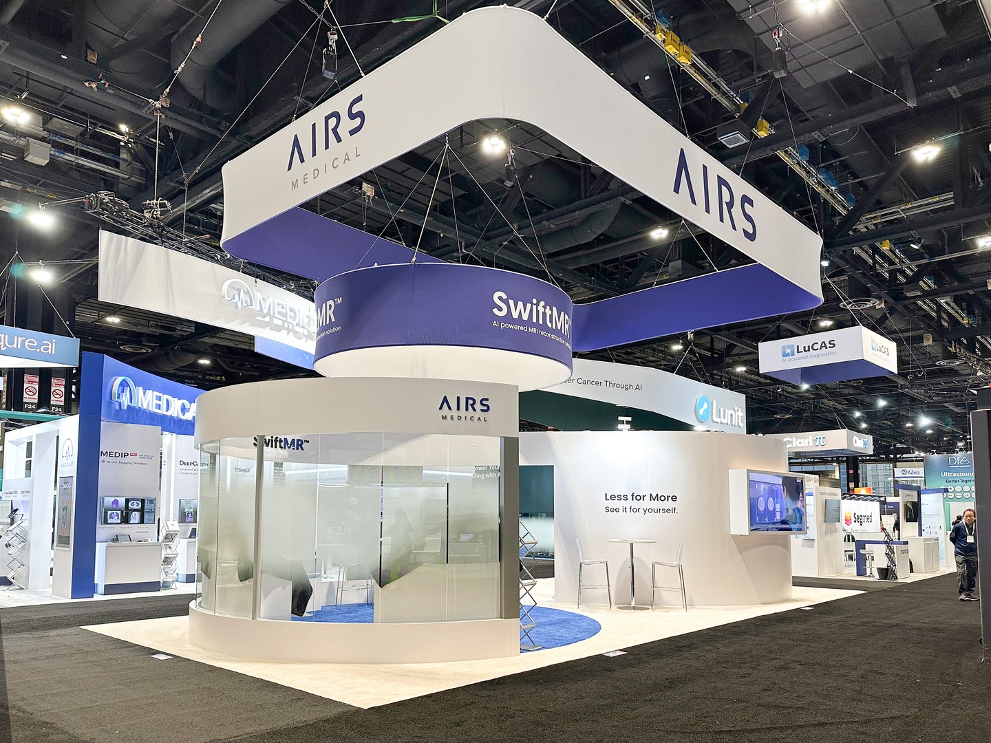 ⠀
·Exhibition_2022RSNA
·client_AIRS
·Design_TODOT
#2022RANA#Chicago#exhibition#exhibit#boothdesign#design#interdesign#부스디자인#부스디자인회사#부스디자인시공