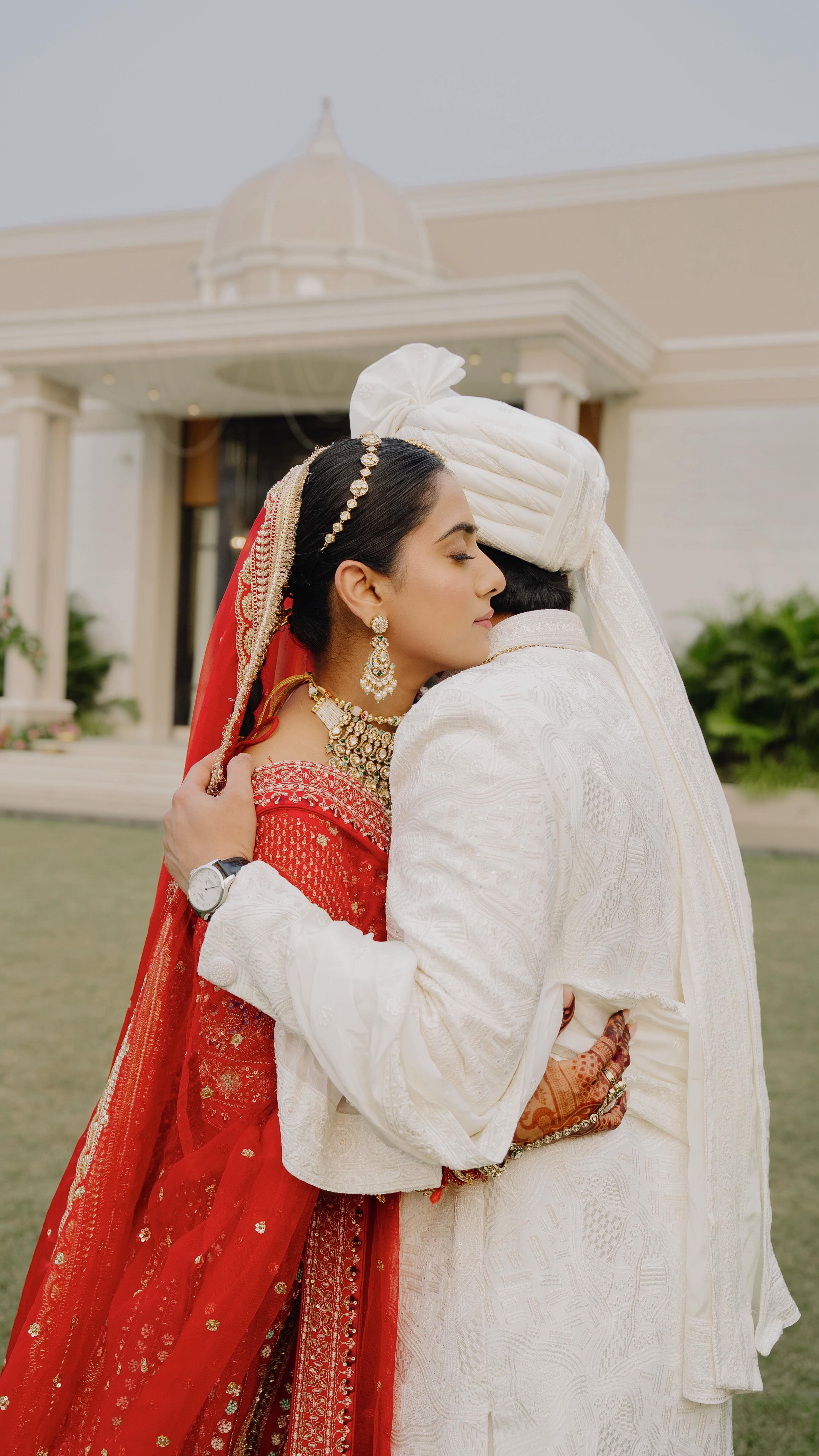 Rucha & Dhruv | Nov’25
Their day had it all the quiet nerves before it began, laughter echoing through every moment, chaos wrapped in love, tears that came from feeling too much, and stolen glances that held promises words could never carry. Surrounded by friends and family, this wasn’t just a wedding day, it was the beginning of a lifetime, felt in every heartbeat and every unspoken look.
Event planner : @whitelilyevents
mua: @salon__25
#houseofstories
#wedding #weddingfılm