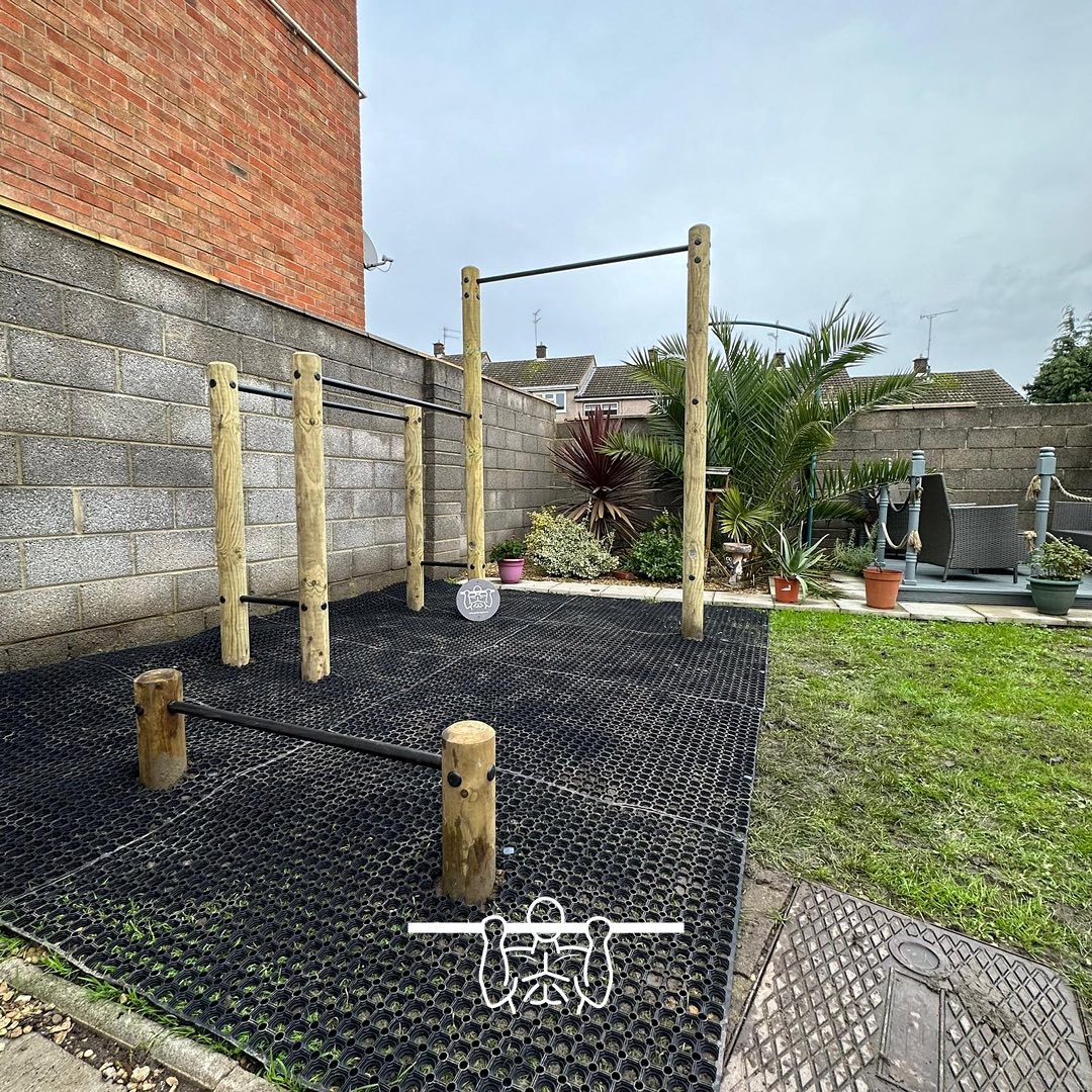 We installed this pull up bar and dip station with a low push bar and grass mats for one of our customers in Bristol today. #pullups #pressups #calisthenics #gardengym #outdoortraining