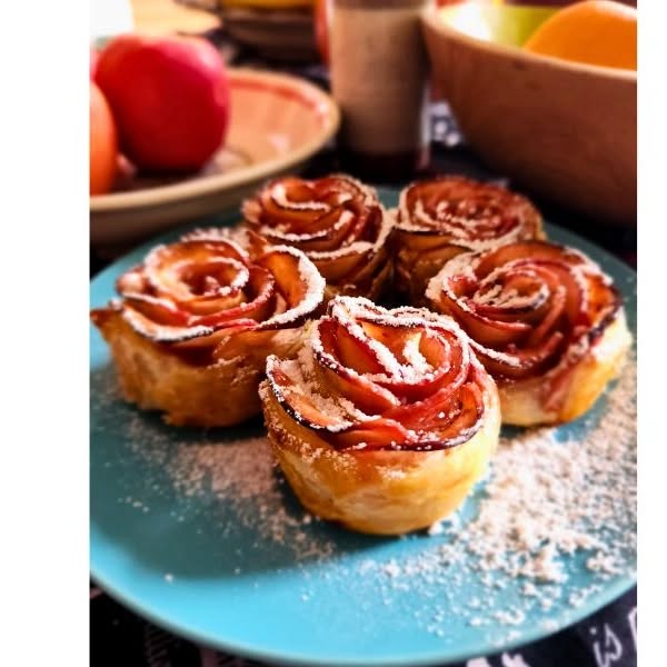 Pretty apple roses - delicious with a dollop of fresh cream!