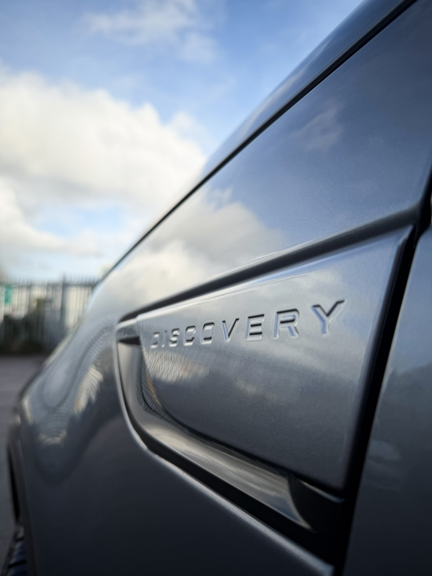 Friday Handovers 🤝
Lovely Eiger Grey Discovery HSE converted and ready to hit the road.