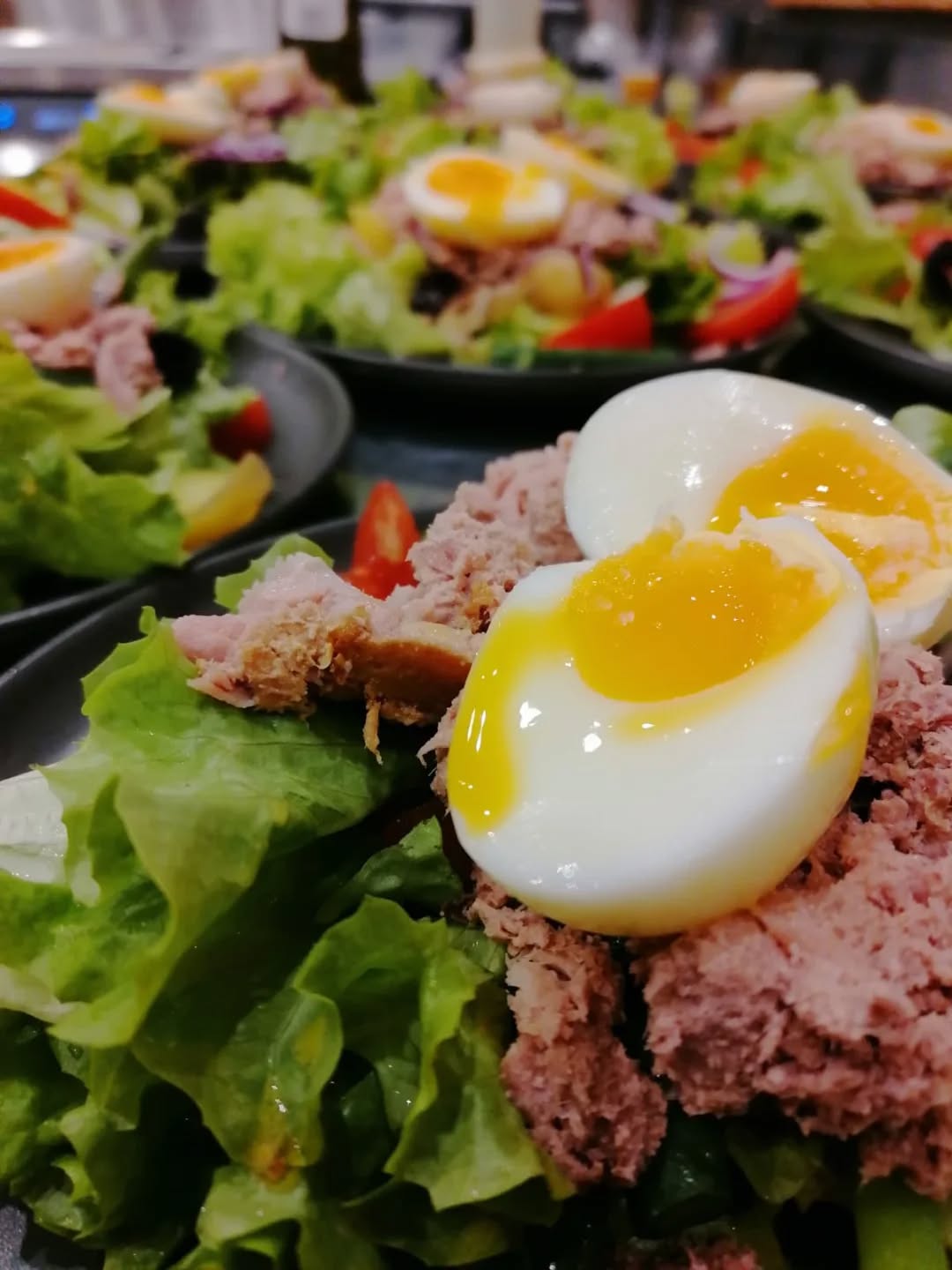 The classics are the classics for a reason. #simplethingsdonewell #saladeniçoise #cateredchaletholidays #entreedujour