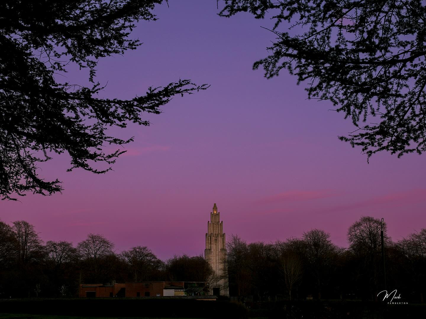 Pink skies above the cenotaph #visitcoventry #bbc_midlands #warmemorialparkcoventry #coventry #pinkskies