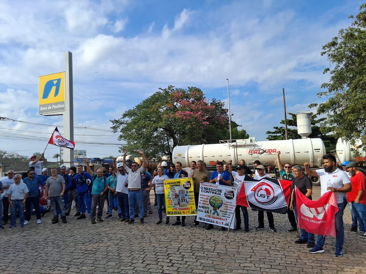Sindicatos do Brasil se mobilizam na base de Paulínia e demonstram força e união em prol dos trabalhadores das distribuidoras de combustíveis e lubrificantes.