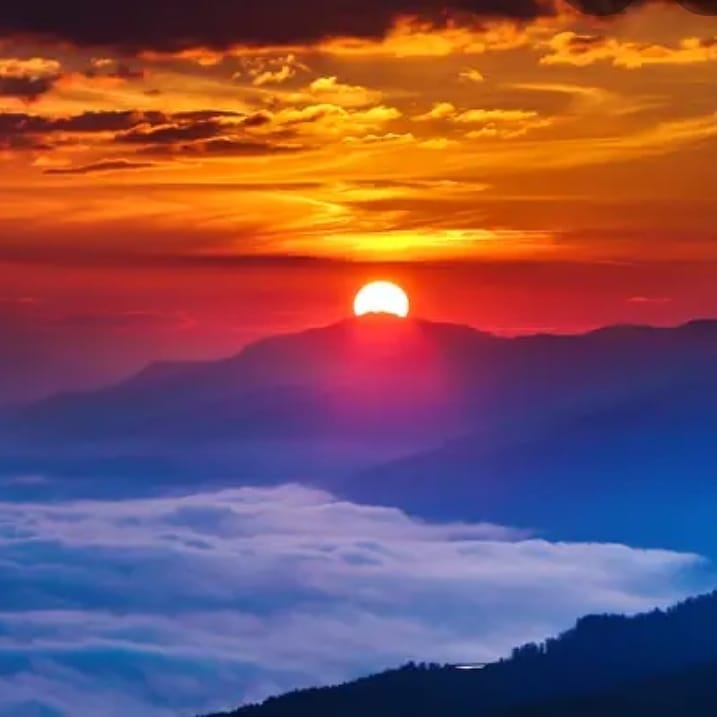 Differences
You've probably noticed a lot of differences in personalities and how people operate. There are many different beings in bodies on this planet. All sorts of different agendas and levels of evolvement. Energy tools to see who you really are and what you are here to accomplish. Spiritualmechanics.org
#spiritualmechanics #spiritualdevelopment #spiritualnavigation #spiritualevolution #spiritualgrowth #spiritualawareness #spiritualawakening #energytools #energywork #purposeoflife #whoareyou