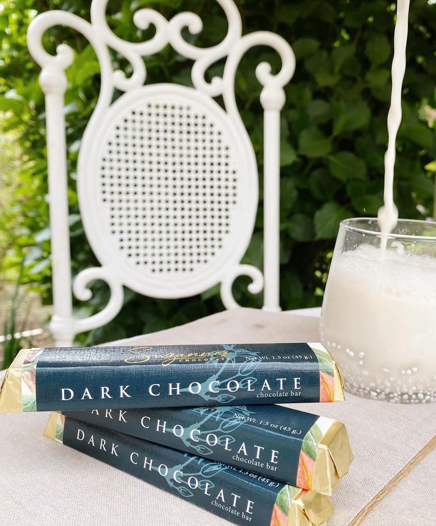 The perfect day for the farmer’s market! Come find us @vancouverfarmersmarket until 3pm. 🤍