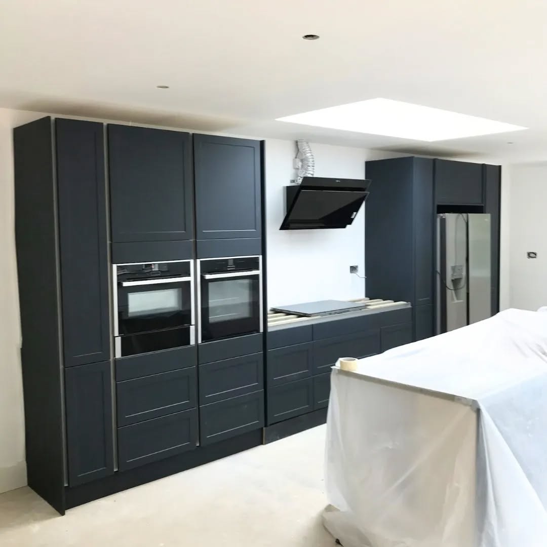 Did you know we install kitchens?
🍳 We can help you create a kitchen that is both stylish and functional, perfectly tailored to your needs and budget.
📞 Contact us today for a free consultation and let us help you create the perfect space for cooking, dining, and entertaining.
#JBConstructionCo
#BrentwoodConstruction
#LocalBuilder
#ConstructionServices
#NewBuildsLondon
#BrickworkSpecialist
#RefurbishmentsBillericay
#CarpentryLondon
#HardLandscapingBrentwood
#Brentwood
#Essex
#London