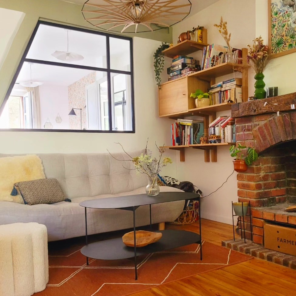 Allez une petite dernière photo pour le projet Jourdain !!!
Pour moi, elle represente toute l'âme de ce projet. Je pourrais parler de " l'âme de vivre" en écho à l'art de vivre. L'âme de vivre, un vrai mantra qui m'anime dans chacun de mes projets. Ce n'est pas pour rien que l'Atelier s'appelle CESAME 😉
.
.
#decoration#campagne#paris#livingroom#âme#vivreheureux