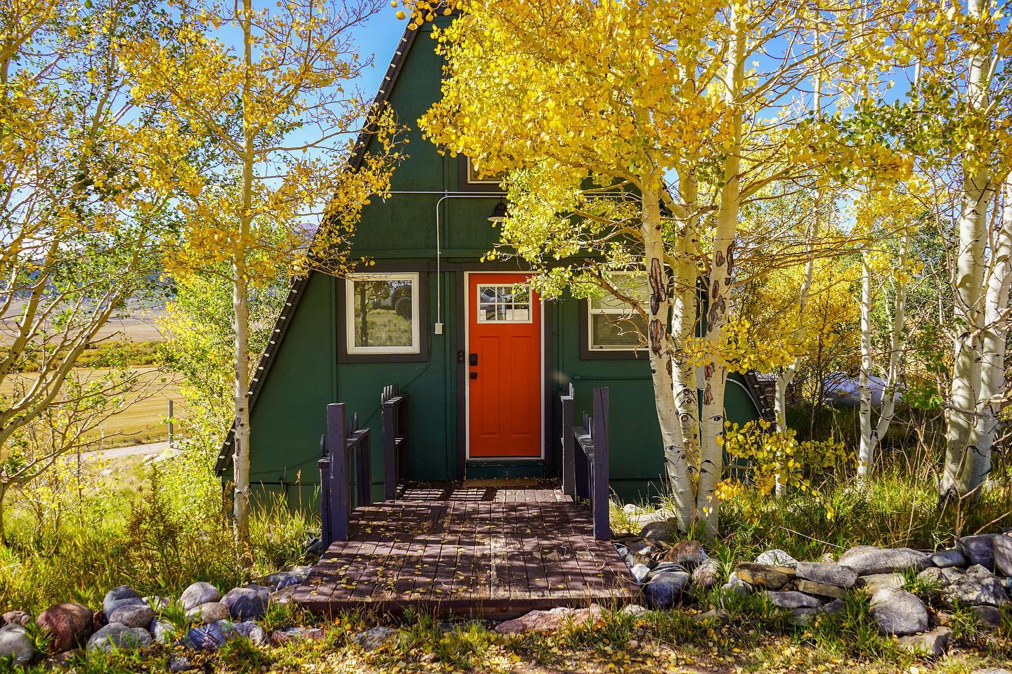 I did a day trip to the cabins today to get some fall photos, so prepare yourselves for fall spam. 🍂
#aframe #aframecabin #aframehouse #aframeaddicts #cabinporn #cabinliving #cabinvibes #fall #fallleaves #aspentrees #coloradotravel #kenoshapass #exploreparkcounty