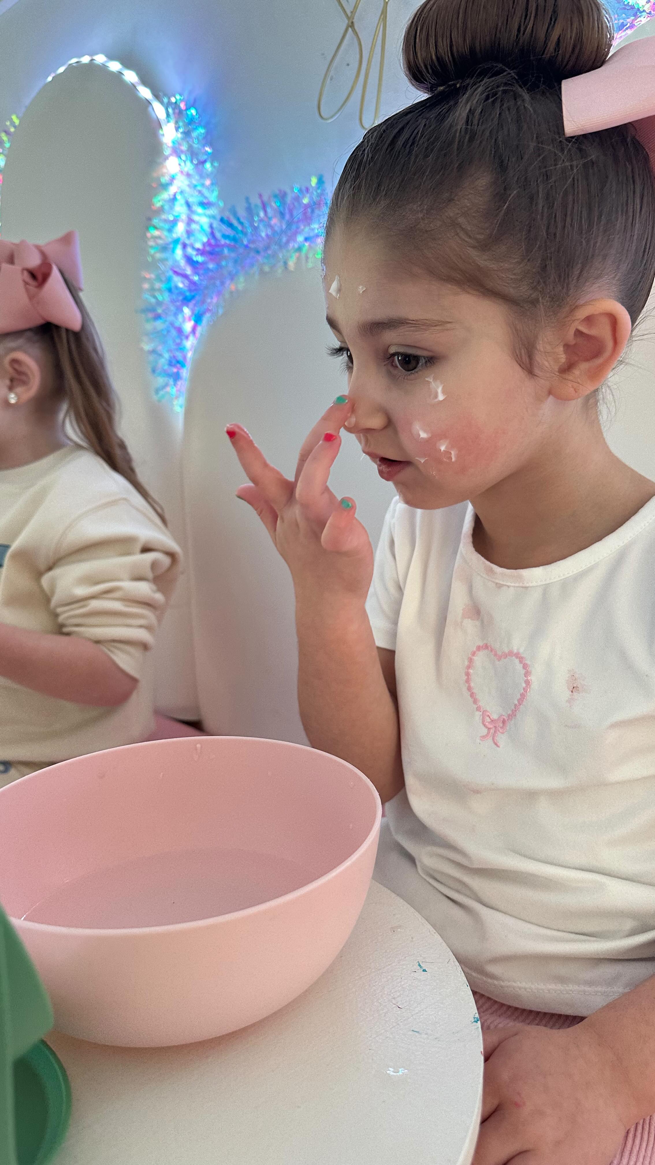 Your daughter just became the coolest girl with the coolest birthday party 💖🚌✨
Two Peas in a Spa is a luxury mobile kids spa party experience that comes right to your home. We specialize in spa birthday parties for girls, complete with pampering, fun, and unforgettable memories.
Serving Baton Rouge, Louisiana and surrounding areas for:
✨ Kids birthday parties
✨ Princess spa days
✨ Girls pamper parties
✨ Private at-home celebrations
Now booking spring and summer mobile spa parties!
#TwoPeasInASpa #MobileSpaParty #KidsSpaParty #BatonRougeKidsEvents #LouisianaBirthdayParties SpaPartyForGirls LuxuryKidsParties BatonRougeBirthdayParty PamperParty GirlsBirthdayIdeas MobilePartyExperience