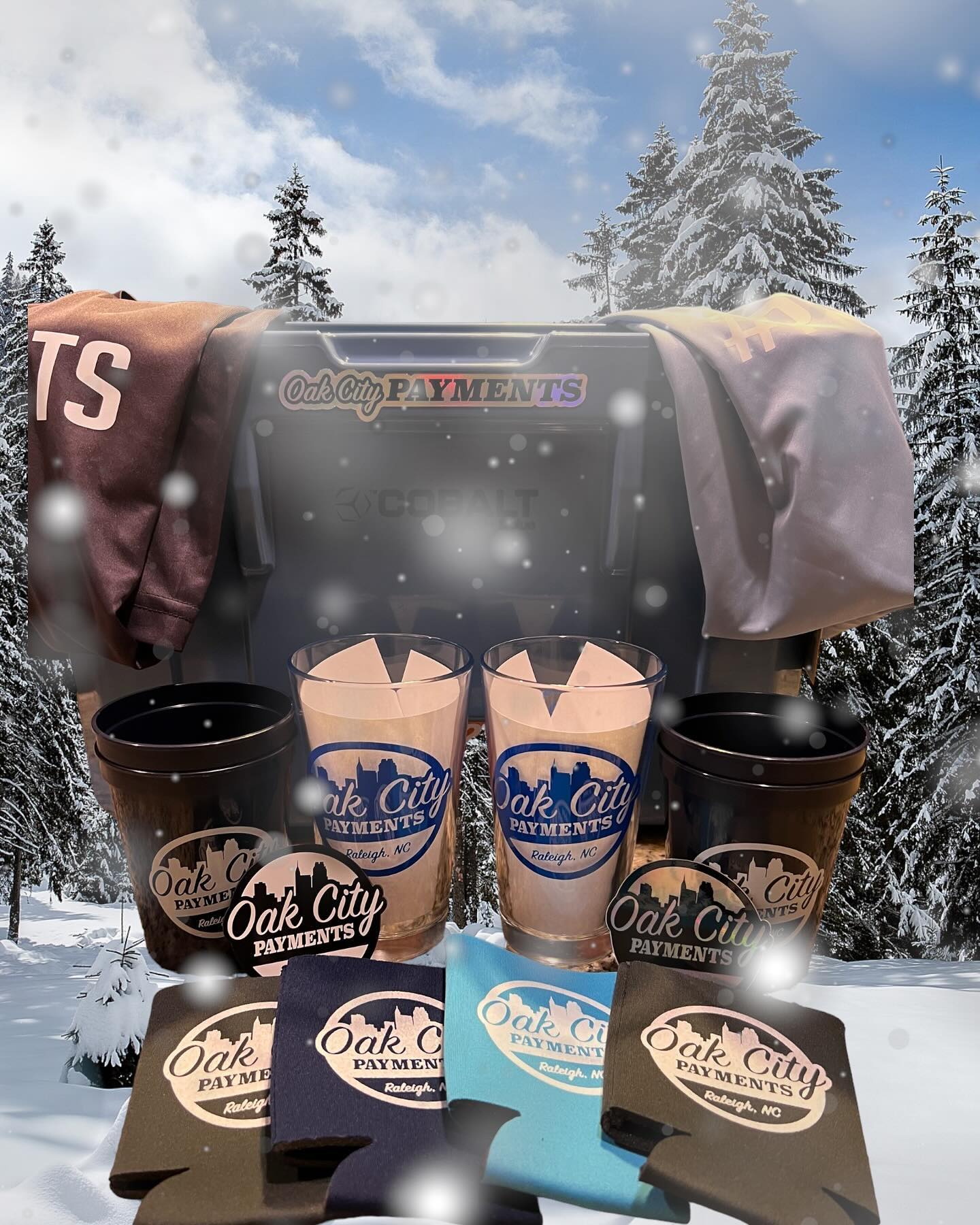 📣 LAST CHANCE! Tomorrow is the last day and we will draw a name tomorrow evening!!
To enter:
-Follow us @Oakcitypayments
-Go to the original post, LIKE and TAG 3 friends. The more tags the more chances to win!
-For extra entries, share the post to your stories and tag us!
We want to thank every single one of you for following, tagging and inviting your friends to our page, your support means so much.
Giveaway closes tomorrow at 7PM Goodluck! 🎄🎁