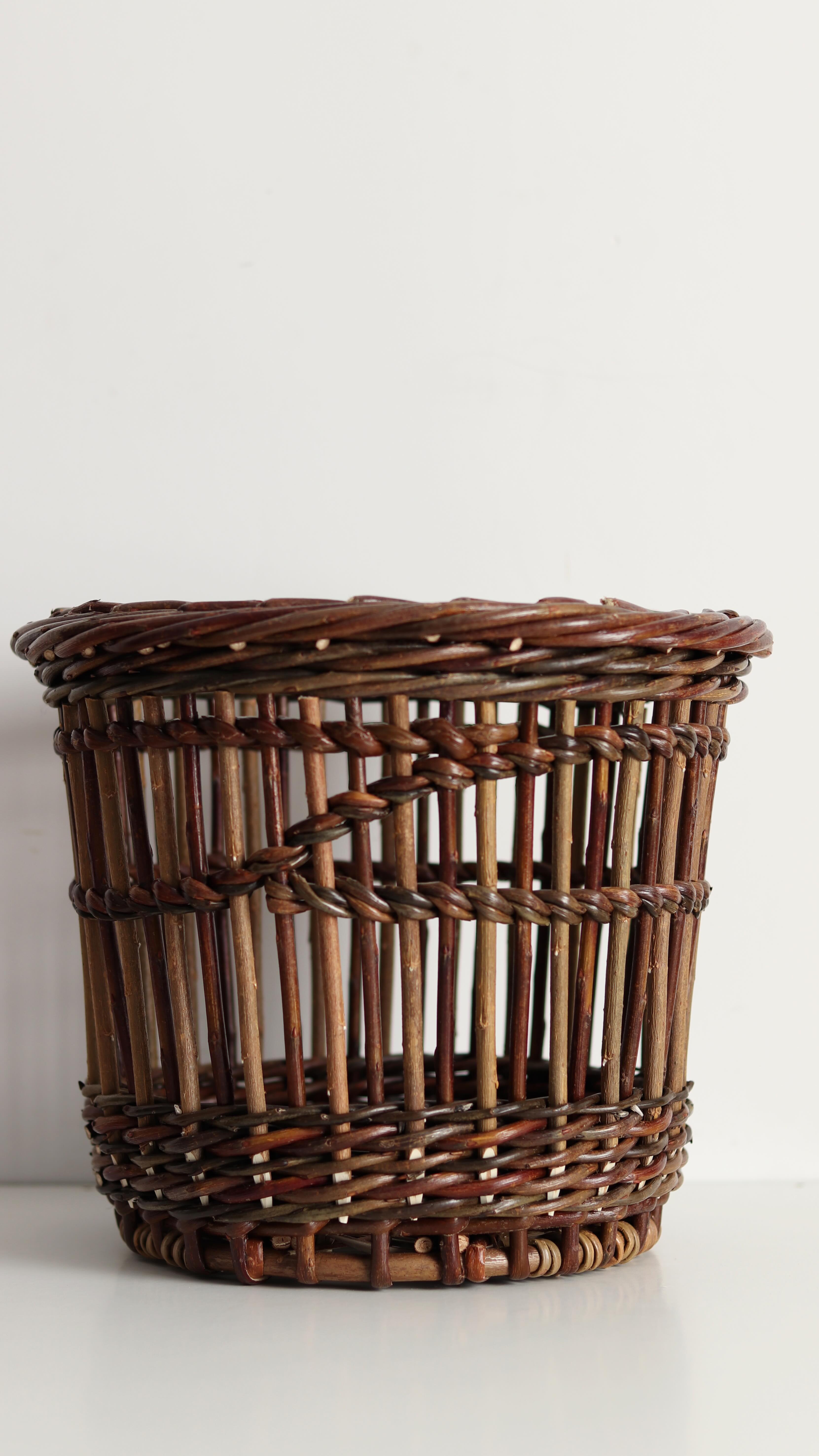 This winter I’ve been working on my open work.
We shared a few details from one of my fitched baskets in a recent post, and here I’m laying down the border on my latest creation.
I’m fascinated by fitching - the technique where two willow rods are twisted round each other in the gaps between the vertical stakes. I love the open almost architectural appearance of the basket, but even more than that I love the process. The intentional and precise hand movements have a rhythm, and the repetitive action can be almost meditative, there is so much to learn but it’s good to be on the path.
•
#basketry #basketmaking #willowweaving #contemporarycraft #handmade