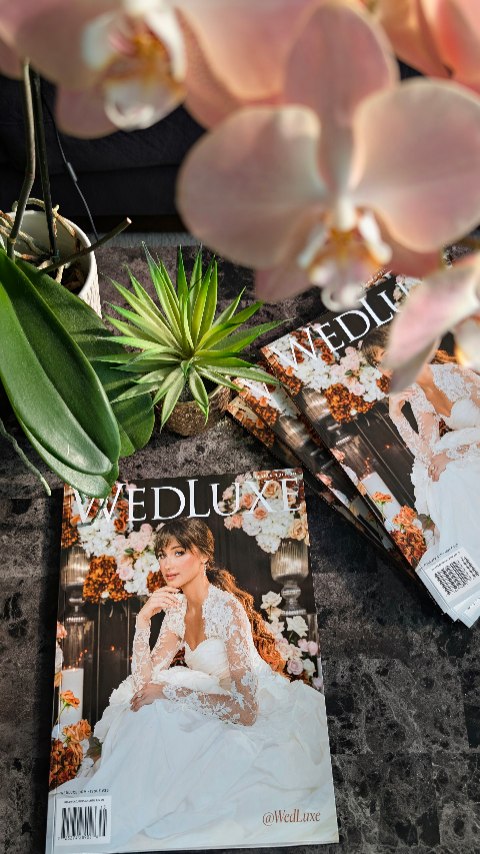 Still pinching myself 🤍🫣
Opening Issue 35 of @wedluxe and seeing my work come to life across three shoots, including Caffè Culture on the cover 🤎☕
Rich browns, warm neutrals, and that effortless coffee-house energy from start to finish.
Issue 35 is officially out now and available wherever magazines are sold ✨
Forever grateful to be part of this one 🥰
Cover team 🤍🤎
Photography, Creative Director, Co-Producer @shotlifestudio
Planner, Co-Producer @laylanassarevents
Floral Design @bloomberry.and.co
Cinematography @shotlifestudio
Hair and Makeup @victoriabarrett.makeuphair
Stationery @wedluxecreative
Gowns @whitetoronto
Rings @penwardenjewellery
Venue @laplumebrasserie @obeventvenues
Catering @ob.catering
Also Featuring:
Earrings @jenniferbehr from @whitetoronto
Tableware, Lamps, Candles, Napkins @heynayos
Vintage Pearl Necklace @caroletanenbaumvintage
Draping @gta_wall_draping_
Tiramisu Tower, Desserts artsybakerofficial
Model @alexiie.c @nextcanada
.
.
.
.
#wedluxe #wedluxeissue35 #bridalbeauty #editorialmakeup