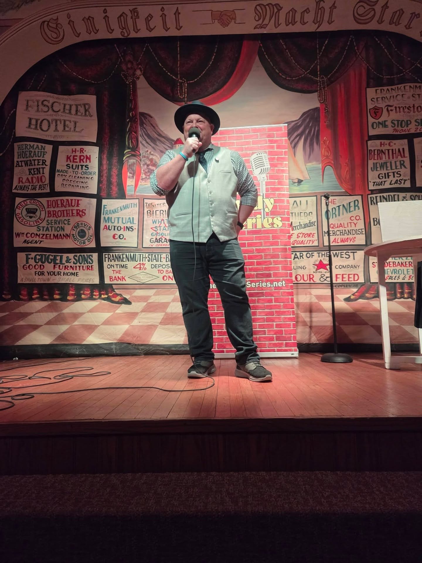 I think it's impossible to not have a good time at this hall. I can't thank Melissa Hager and The Comedy Serious enough for bringing me to some amazing venues with awesome people that seem to follow us from gig to gig.