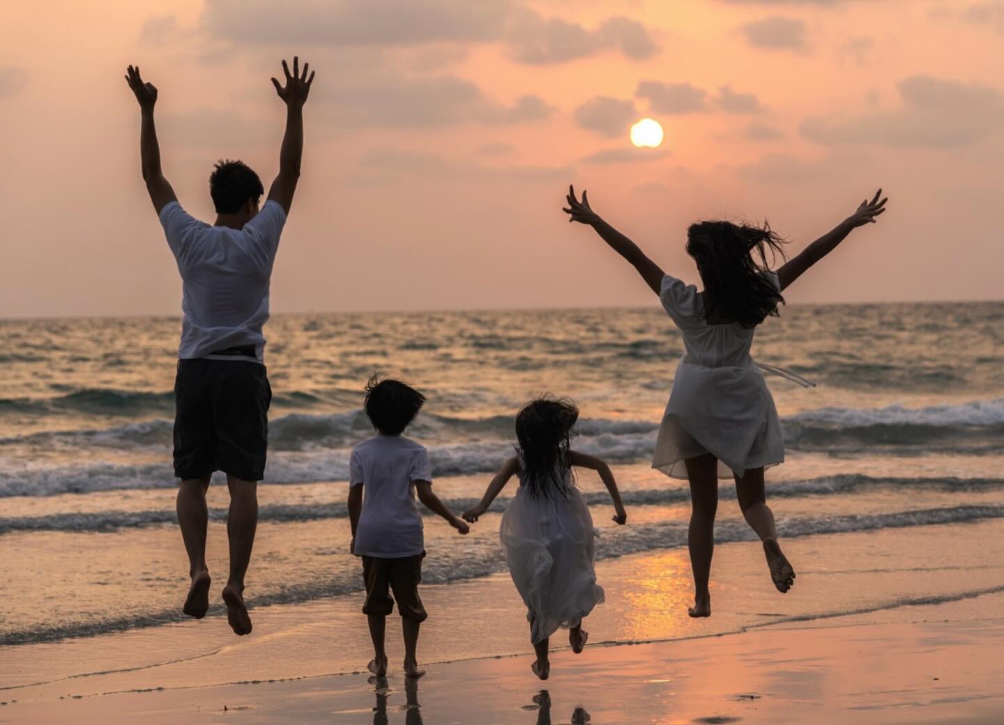 Risas, abrazos, recuerdos maravillosos! De eso se trata una semana santa en Territorio Mágico! Reserva ya