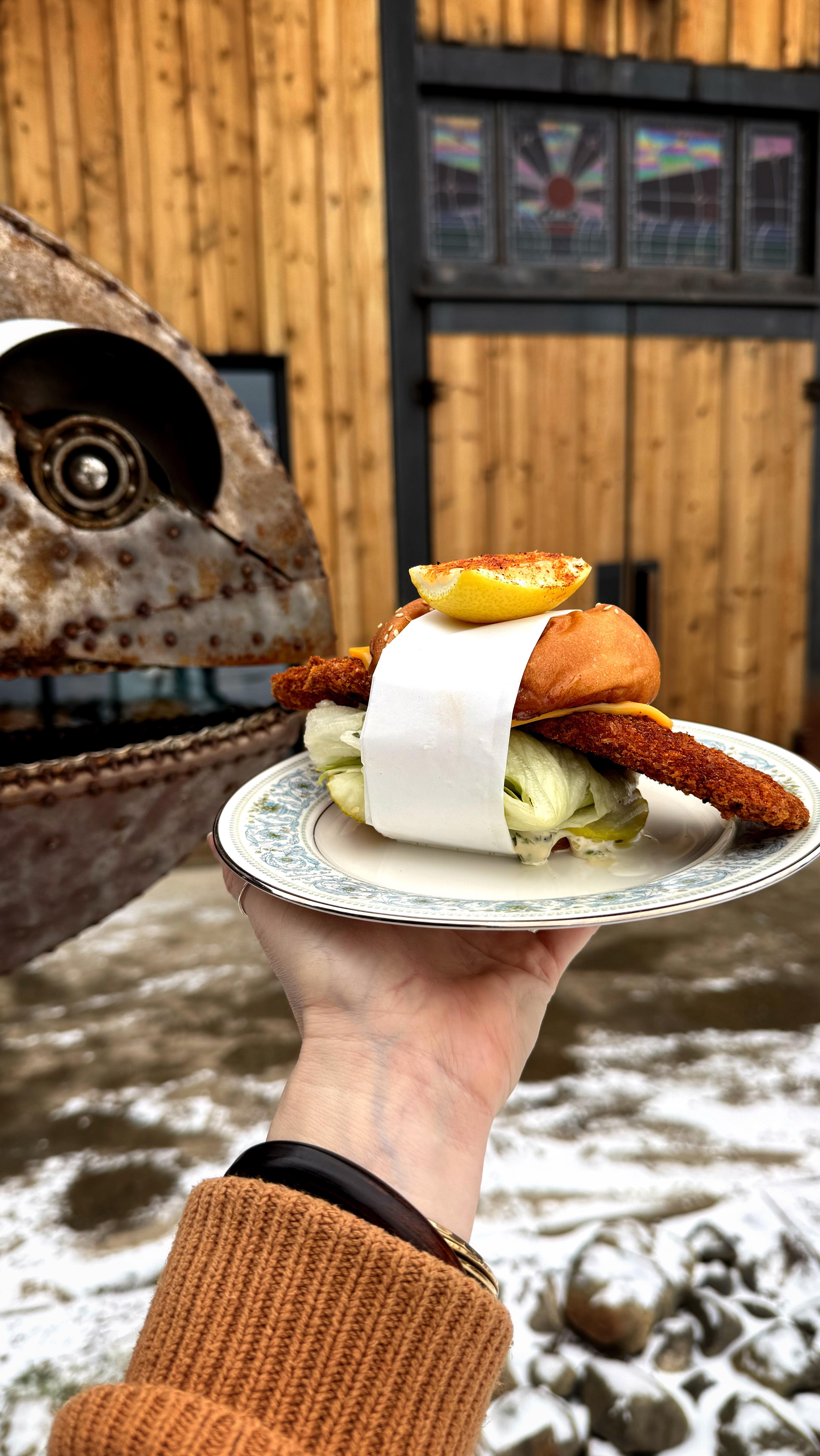 The weekend approaches & this Spicy Oregon Rockfish sandwich snuck its way onto the menu, along with some @hamahamaoysters on the 1/2 shell. Available now from The Barn Kitchen & Restaaurant until sold out.
Spicy Fish Sando is made with @chelsearoseseafood1907 Oregon rockfish battered, spiced, & fried to perfection with @eatnewschool cheddar, iceberg lettuce, pickles, & tartar sauce on our house made bun.