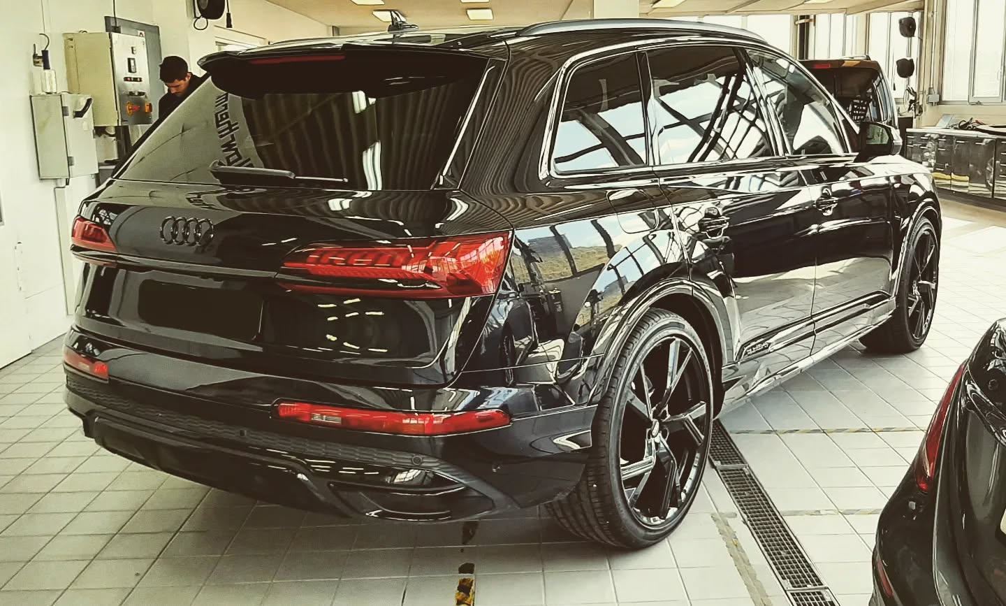 Www.carrosseriebra.ch
#cars #carstagram #carsofinstagram #carrosserie #carrosseriesuisse #carsoftheday #carrosseriebra #automobile #atelierautomobile #atelierdereparationautomobile #supercars #suv #sportcars #blackcars #audiquattro #audisport #audirsq8 #audilove #audi_official #audirs #bestcars #voituredeluxe #voiture #voituredesport #automobile #automotive #autos #reparationsautomobiles #audiclub #audiq8 #apiedcestbienmaiscestlong