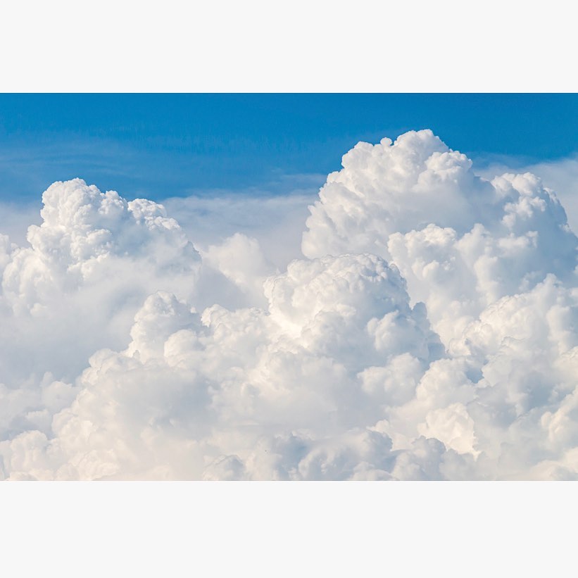 wolken - sie sehen sich ähnlich, sind aber einzigartig - wie die neugeborenen (nadó).