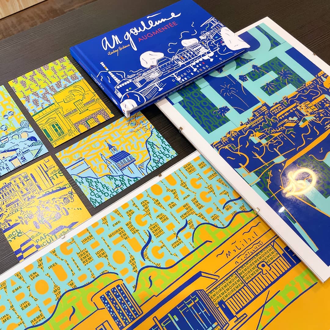 Aujourd'hui, redécouvrons Angoulême ensemble au travers d'illustrations de son patrimoine aux couleurs vives, en format affiche ou carte postale. Ces œuvres sont disponibles dans notre galerie, @showroom57.angouleme, au 57 rue de Genève à Angoulême. Vous pouvez également les voir à l'exposition Angoulême Augmentée au Musée du Papier !
.
.
.
#angouleme #angoulemeaugmentée #galerie #galerieart #galeriedart #bandedessinee #editionspetitsaturnin #bookstagram #bookish #patrimoineaugmenté #artsurmesure #artcontemporain #artoftheday #artwork #illustration #illustrationpatrimoine #patrimoine #patrimoineculturel