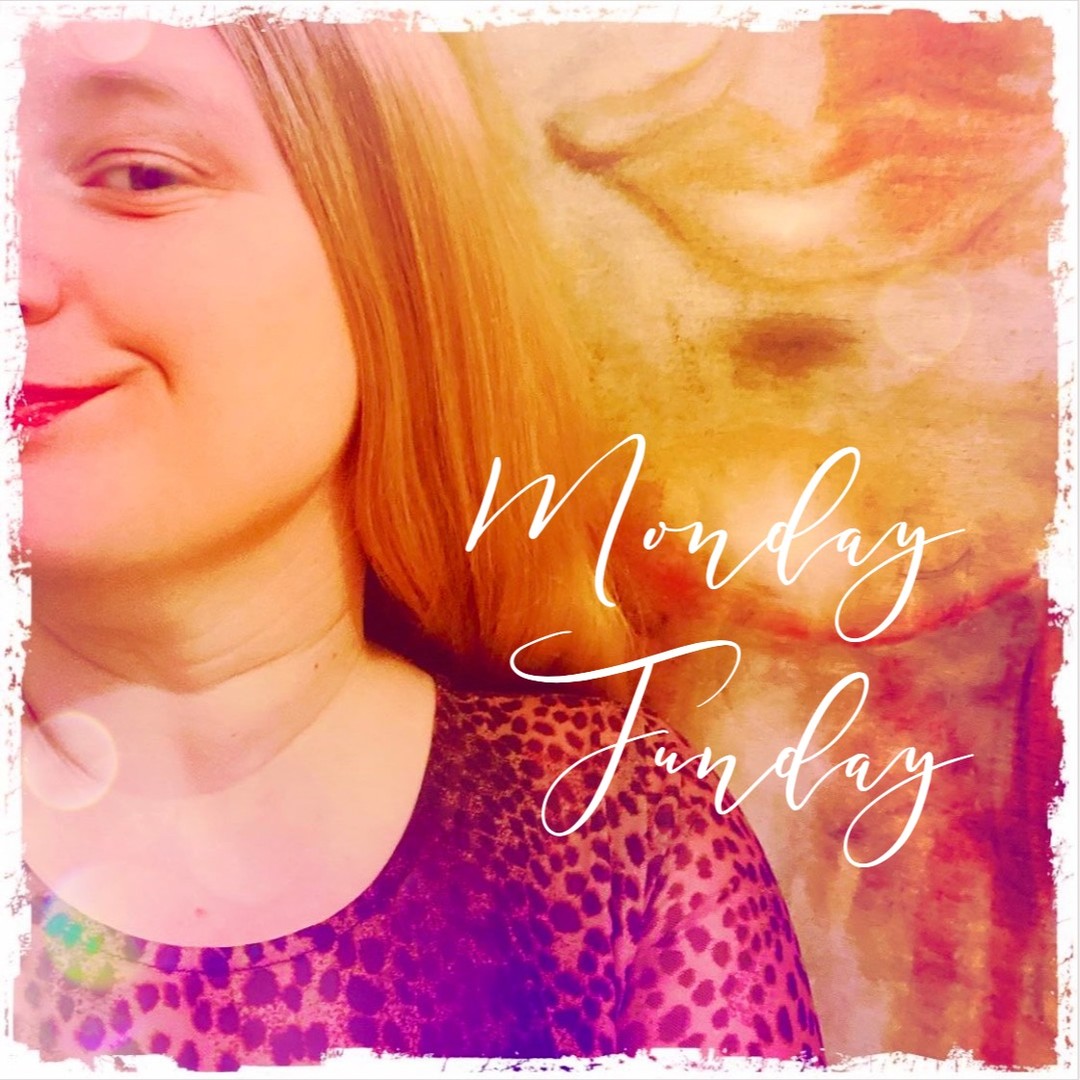 MONDAY FUNDAY
Die neue Woche steht an…
YEAH oder BÄAH!
Wie oft hört man, ahhh die wird nicht so gut…
Oh nein, das und das steht an…
Blue Monday und so … Montag igitt… Wann ist Wochenende…
Wachst Du morgens auf und hast schon schlechte Laune…
Weil neben Dir ein Partner liegt, den Du nicht leiden kannst?
Du in den Spiegel schaust und Dich selbst nicht leiden kannst?
Du in eine Arbeit gehen musst, die Du auch nicht leiden kannst?
Kaffe alle, Tost brennt an… Drama Lama…
Stress und Chaos gehen los.
Der Tag ist zu Ende bevor er angefangen hat.
Du bist am Ende, weil deine Energie bereits im Keller ist.
Musst du diese Erfahrung wirklich machen?
>> Ja?!
Dann steht sie an und ist notwendig.
Auf sie mit Gebrüll. Oder besser gesagt auf sie mit offenen Armen - die Energie annehmen... warum nicht gleich zum Frühstück?!
Was darfst Du lernen?
Und was musst Du dafür tun?
>> Nein?!
Dann ist sie gar nicht notwendig.
Der Verstand hat sich mal wieder an Mikro gedrängelt und manifestiert Kleine-Ich-Welt.
Was steht dann an?
… und was brauchst du dafür?
Unser Leben können wir nur selbst gestalten.
Los gehts…!
SPASS HABEN. AM LEBEN. LEBEN.
einfachdusebst.com
#einfachdusebst #webdesign #essenzcoaching #g4 #beenoone #energietanken #g4 #mitochondrientraining #asanas #mitoboost #naturallifebalance #worklifebalance #beyourself #beyou #stressmanagment #coaching #seminare #empowerment #einfachsein #allesistmöglich #youaredivine
#youaretthefire #dowhatyoulove #getinspired #letitflow #donotholdbackyourdivinepower #selflove #makeselflovecoolagain #makeselfloveapriority