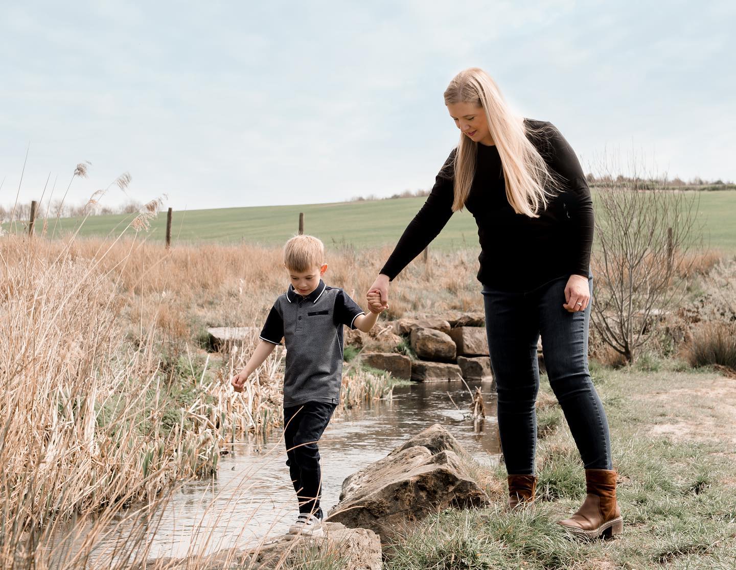 I met with this lovely pair and their little Gizmo earlier this year, it was so nice to capture their special bond and photograph some memories for them to look back on. This little man was such a gentleman & a massive credit to his Mum 🤍
🍂 Bookings for autumn are filling up quickly- to ensure a slot and avoid disappointment please get in touch 🍂
#lifestylephotographer
#derbyshirephotographer
#familyphotoshoot
#photoshootinspo