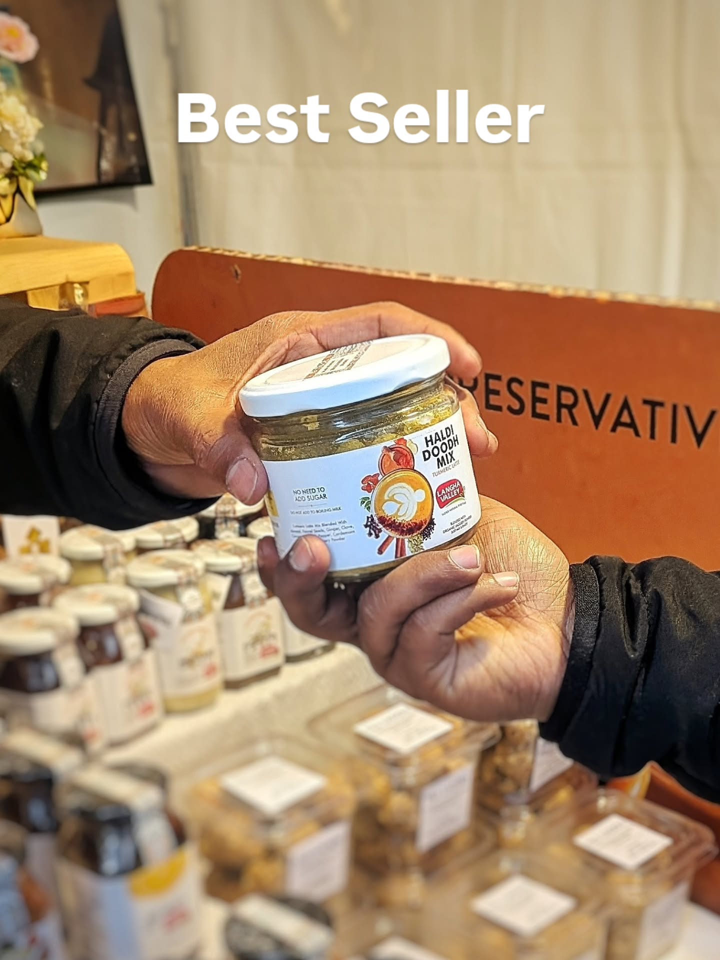 Our Haldi Doodh Mix became a Best Seller at @centriodehradun, Dehradun, and our hearts are full ❤️
A taste loved by many 🌼
Made with carefully chosen, preservative-free ingredients, it’s crafted with love and trust.
Thank you for making us a part of your daily rituals!
#langhavalley #turmericlatte #preservativefree