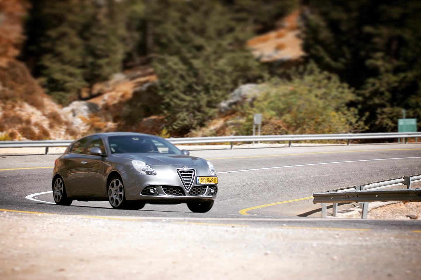 I had two Alfa Romeo Giuliettas, this was the second not too long after I bought it in 2014. Woke up early for a long drive around the hills of the Galilee together with a friend and his Porsche. I still think that the Giulietta is an underrated and under appreciated car, it was very good at a lot of things - really combined being a practical comfortable and reliable everyday car with being something you get up at dawn just to throw around roads like this for.
.
#alfa #alfaromeo #alfaromeogiulietta #alfagiulietta #giulietta #roadtrip #galilee #israel #windingroad #italiancar #hothatch #gti #cloverleaf #abarth #corner #hairpin #handling #roadtest