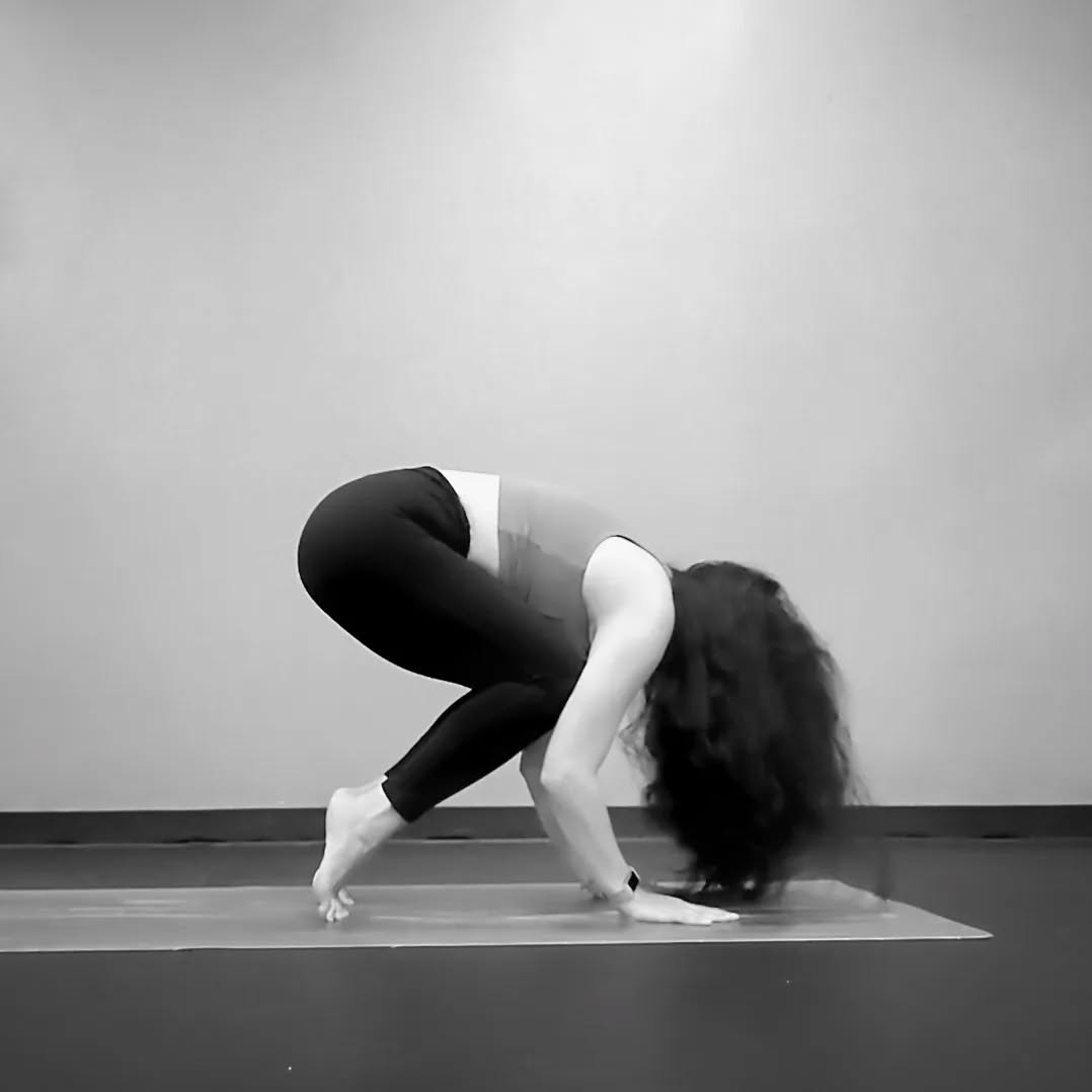 As we work towards a pose like Crow, we have the opportunity to study and reflect on what it can teach us. Spiritually, crows are messengers. They teach us to stop and listen, reflect, and be open to change. Physically, we fold onto ourselves for support, explore deeper and test our capacity for this change. We activate our strength, build balance, and discover our challenges. In time, our body and mind changes and adapts. Eventually reaching our goal, because we stopped and listened.
The journey is unique to you, the lessons are vast, but we work towards the same goal.
#yogi #yoga #yogagirl #yogalesson #yogajourney #yogapose #crow #crowpose #yogaeveryday #life #lesson #wisdom #message #spiritualguidance #spiritual #spiritualgangster #wellbeing #wellness #healthylifestyle #heal #strength #balance #patience #motivation #selfawareness #mentalhealthawareness #guidance