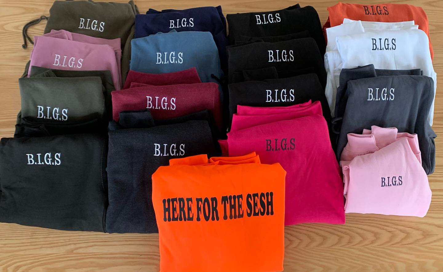 Hoodies all round for a drifting event 🚗💨 @b.i.g.s.drifting #hoodies #merch #merchandise #personalised #personalisedclothing #hereforthesesh #drifting #cardrifting #driftingcars #drift #drifting_nation #drifting_car #drifting_nation #driftingevent #perfectlittledesigns #totnes #dartmouth #kingsbridge