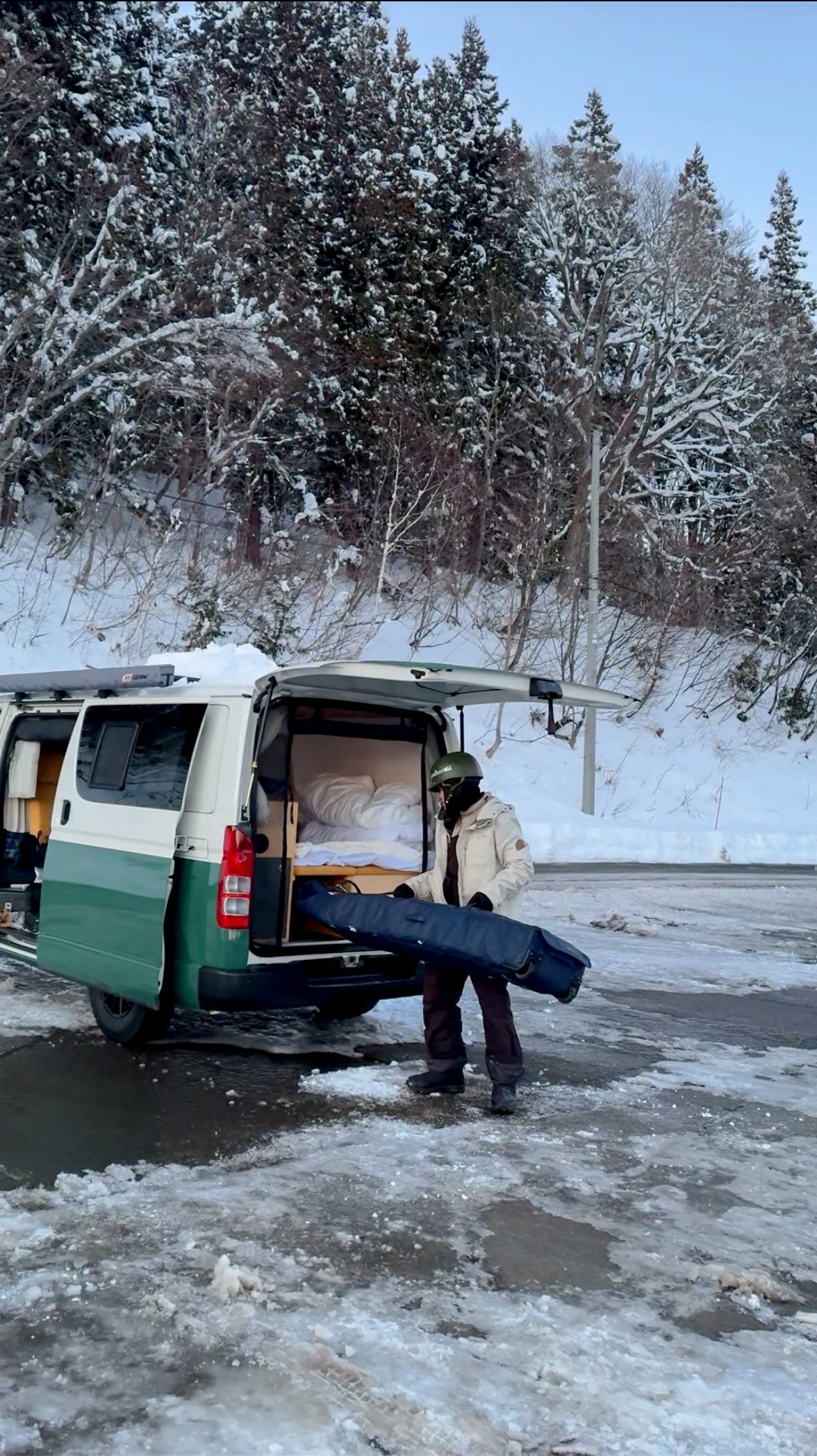 Looks like the fun is over snowboarding trip wrapped up, time to head home. 🏂❄️
If you’re interested in renting a campervan, feel free to book with Roam and Roll Campervan Japan. 🚐🇯🇵
📩 Book your campervan / Contact us
👉🏻 IG: @roamandrolljapan
👉🏻 email: support@roamandrollcampervan.com
👉🏻 www.roamandrollcampervan.com
.
#roamandrollcampervans
#roamandrollcampervanjapan
#campervaninjapan #JapanCamping #VanlifeJapan