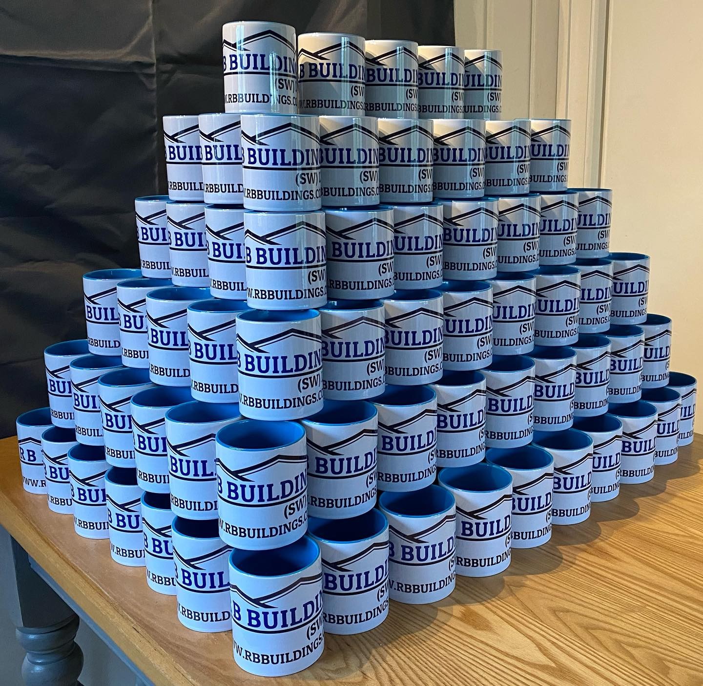 This is my biggest mug order to date, 200 mugs all done before Christmas. Anyone want to beat it this year? 😉 #personalisedmugs #personalisedmug #merchandise #personalised #merch #mugs #mugsmugsmugs #supportsmallbusiness #supportlocalbusiness #supportlocal #totnes #dartmouth #kingsbridge #perfectlittledesigns