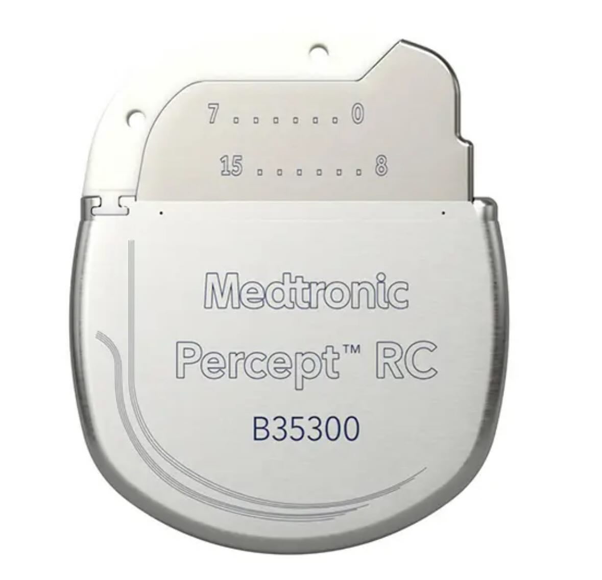 Fortunate to be one of the first surgeons in the United States to implant this new deep brain stimulator generator, the @medtronic Percept RC. Another example of @houstonmethodist Leading Medicine and offering new technologies to improve patients’ lives. #neurosurgery #deepbrainstimulation #parkinsonsdisease #essentialtremor #epilepsy #houston #brain