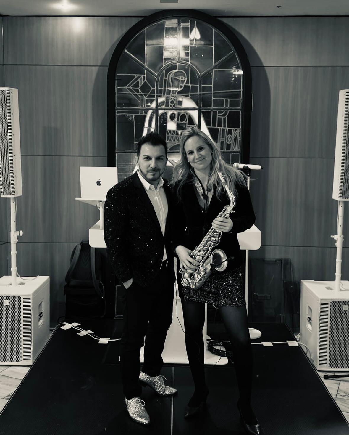 🎄 Super Weihnachtsfeier für die Uniqa ! 🎅✨
🎧🎷Party gerockt! 💃🕺🎶
#DJSteveNick #DJSax #saxgoespop #christmasparty