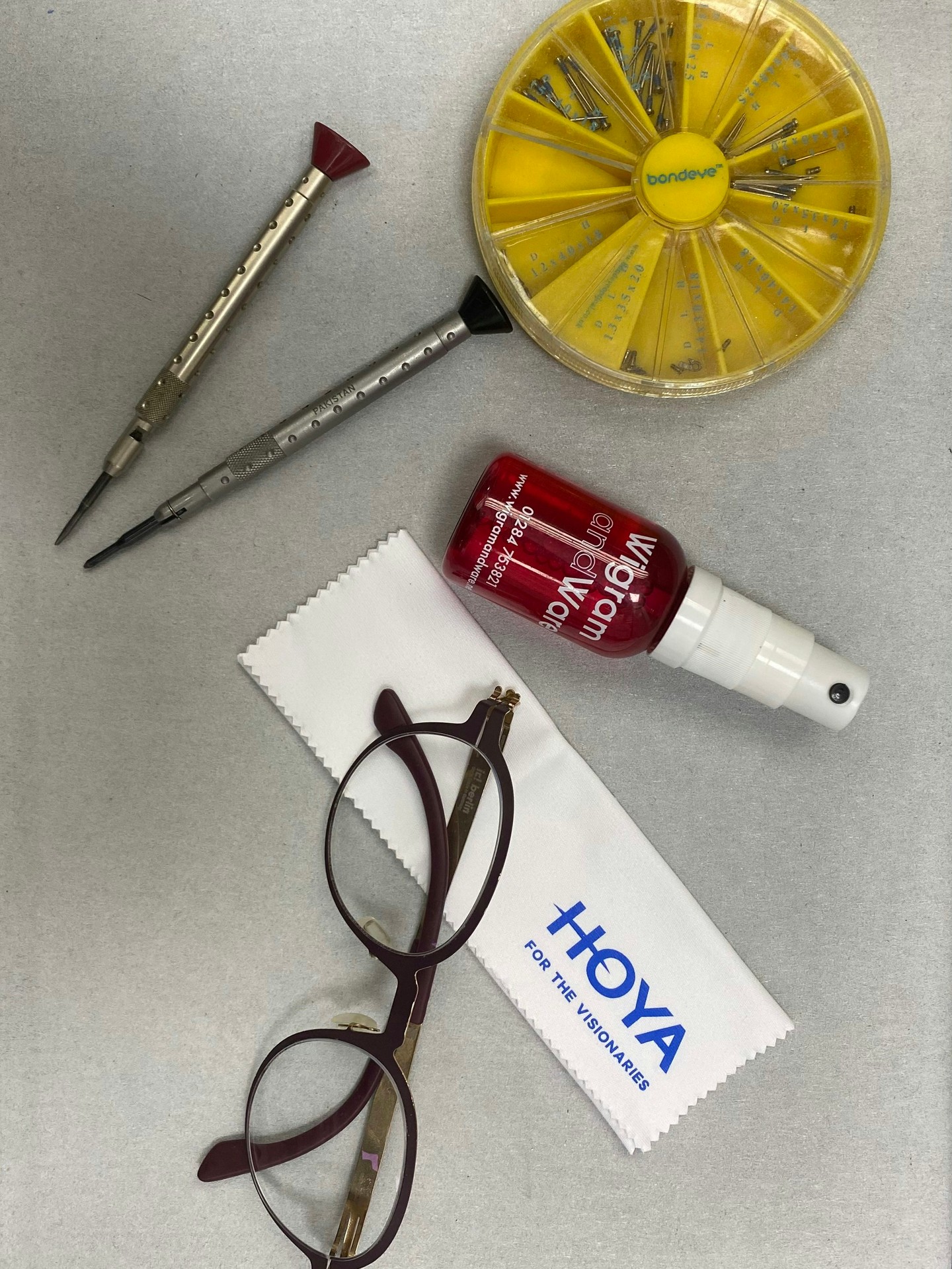 Time for an MOT?👓
If your frames feel loose, uncomfortable, or just not quite right, drop by and let our team take a look.
We’re happy to check the fit, tighten screws, and make small adjustments to keep your spectacles feeling as good as new.
No appointment needed, just pop by.
📍 3-4 Central Walk, Bury St. Edmunds
#SpectacleCare #EyewearMaintenance #Opticians #BuryStEdmunds